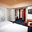Tauras Center Hotel