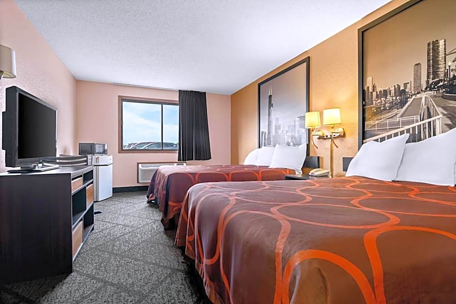 Super 8 by Wyndham Bourbonnais/Kankakee Area