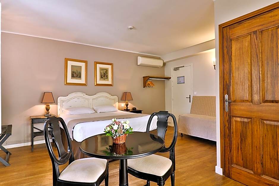 Hotel Du Midi