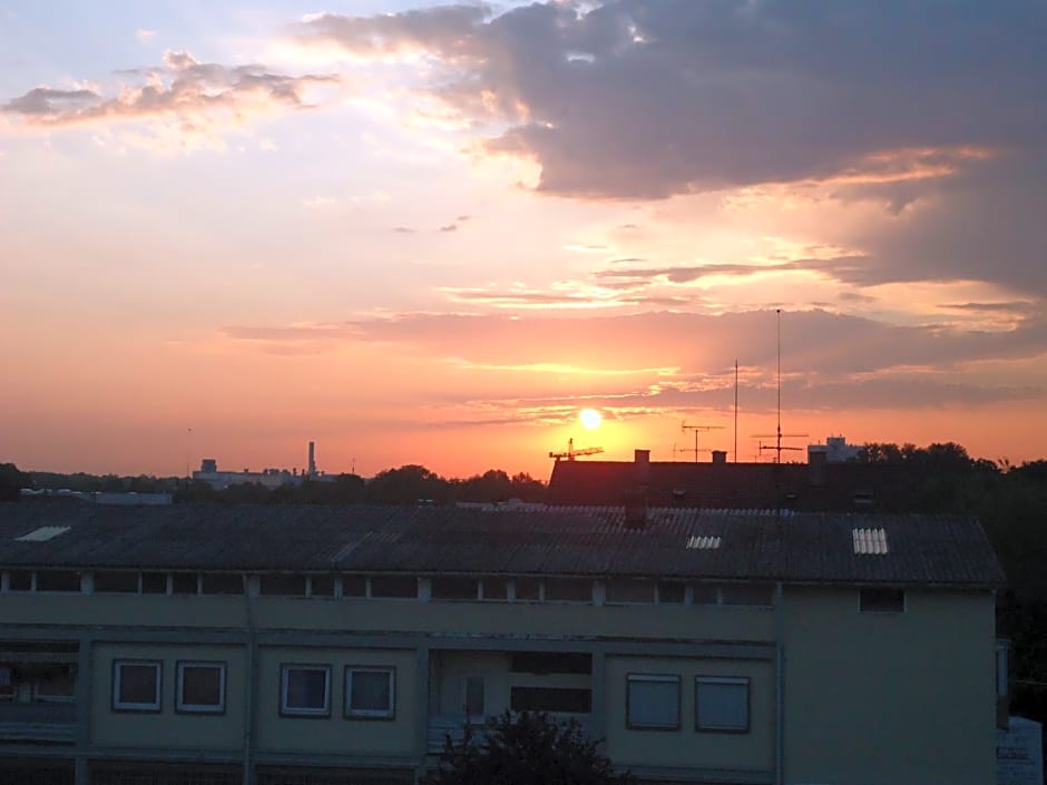 enjoyHotel garni Korntal Stuttgart
