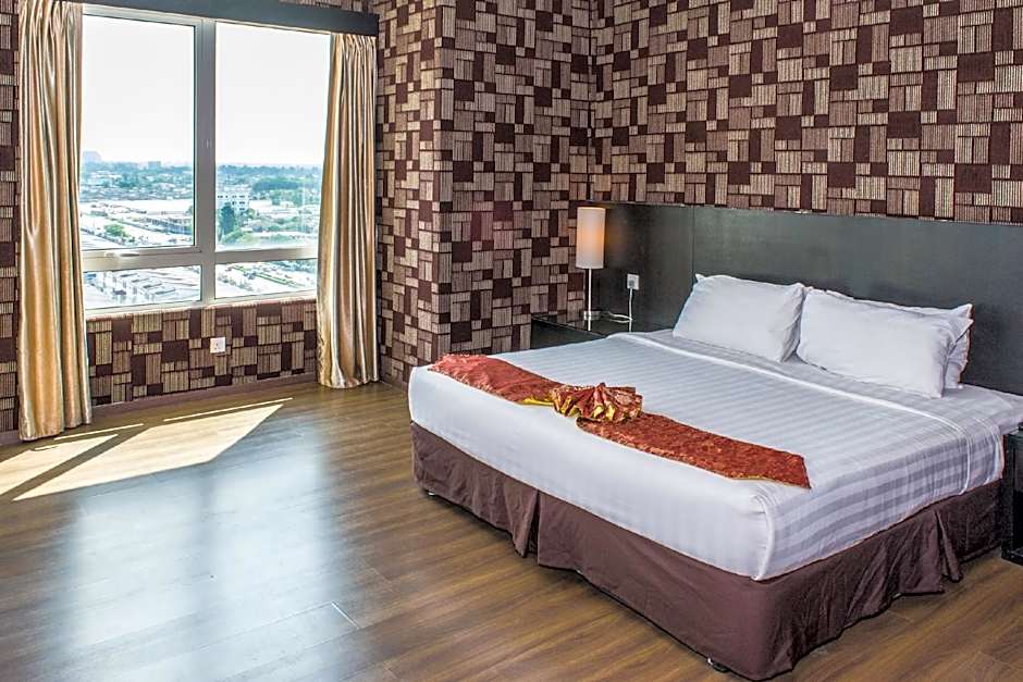 Photo 1 of 8 of Executive Suite