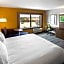 Holiday Inn Express & Suites East Peoria - Riverfront