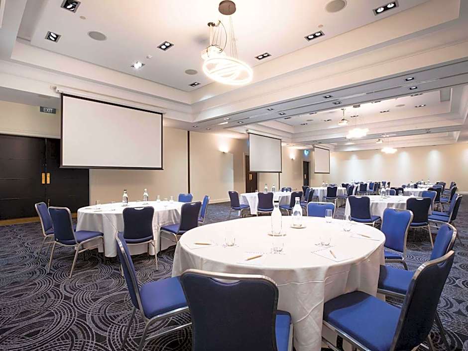 Novotel Melbourne Glen Waverley Hotel