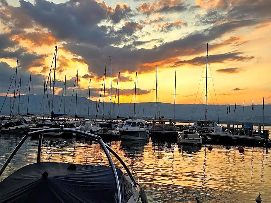 Hôtel La Riviera Victoria