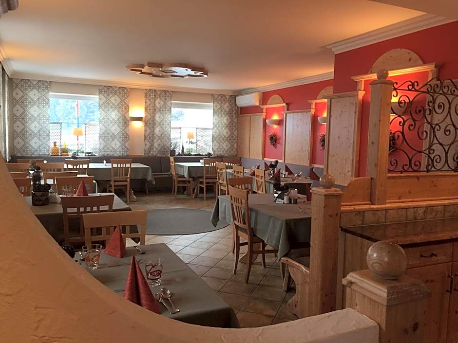 Hotel-Gasthof Strasswirt