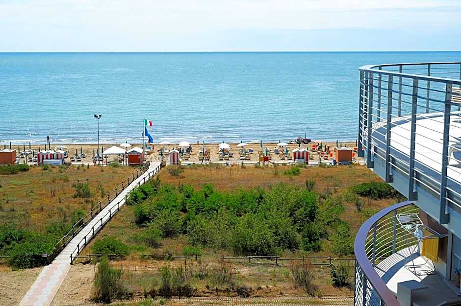 Jesolopalace Hotel & Aparthotel