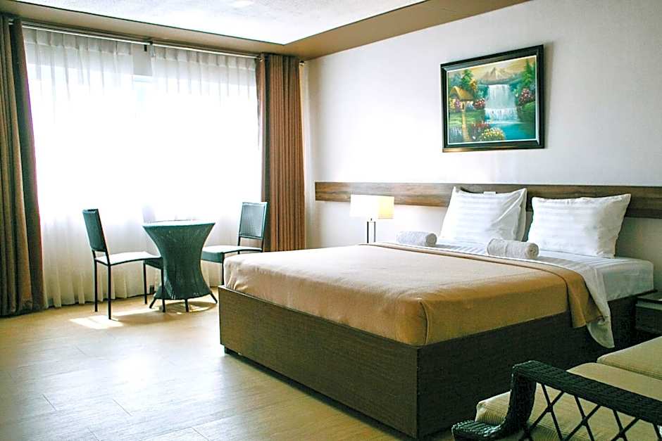 Photo 1 of 9 of Standard Suite