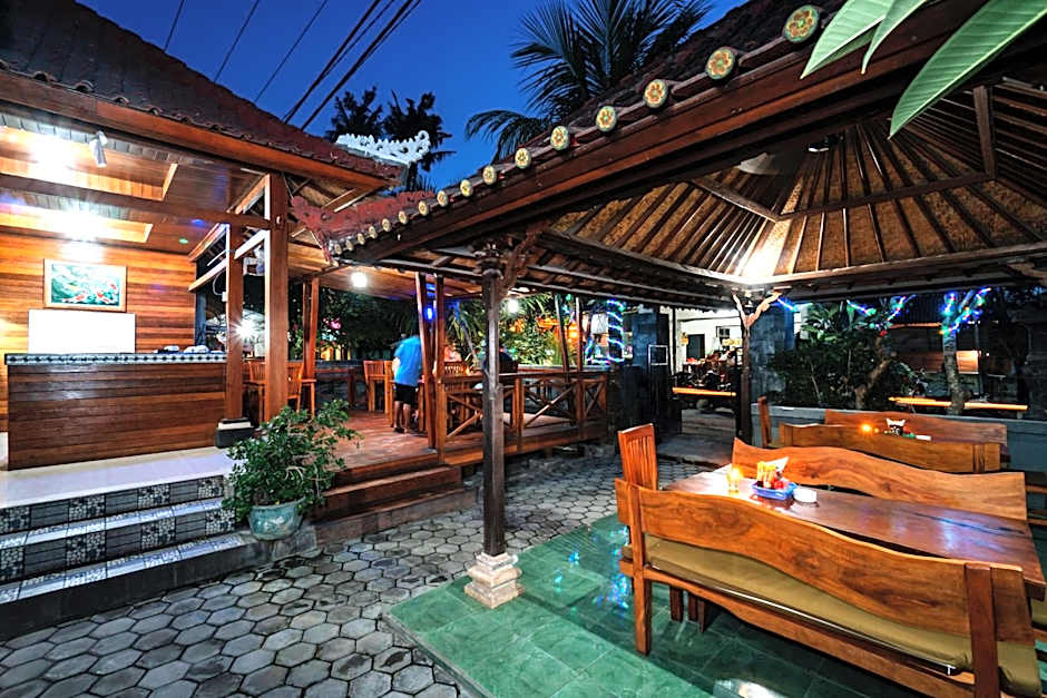 D and B Bungalow's by DeWizZ Management