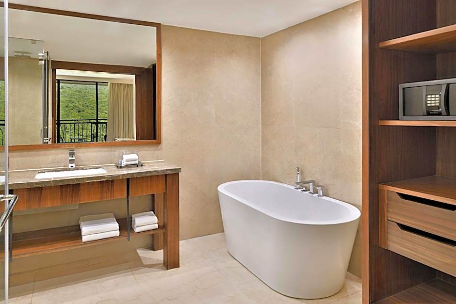 Courtyard by Marriott Mahabaleshwar