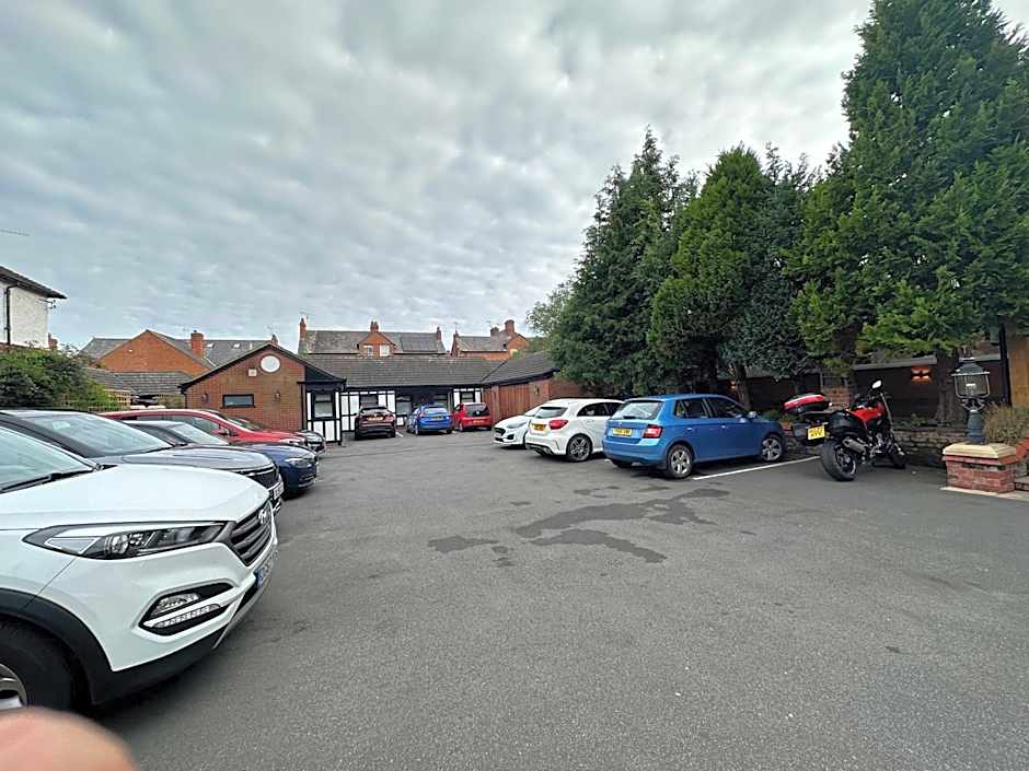 Chester Court Hotel