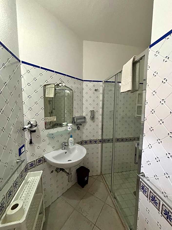 Petite Maison - Petits Appartements