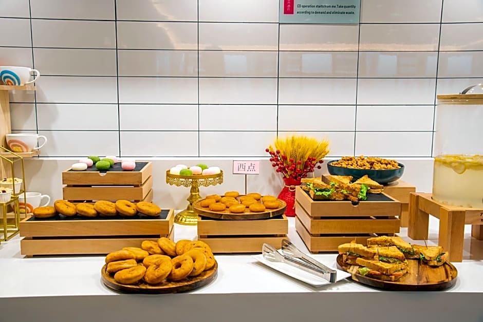 Echarm Hotel Luoyang Yiyang