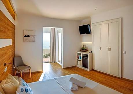 Superior Double Room with Sea View