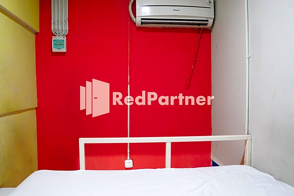 Cosmo Tanjung Duren Mitra RedDoorz