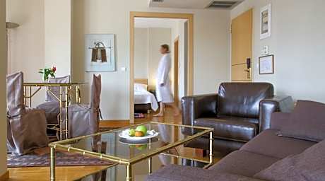 Penthouse Suite with City View