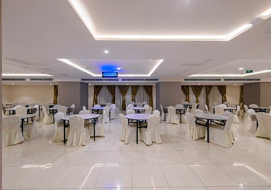 Manazel Al Zaireen Hotel