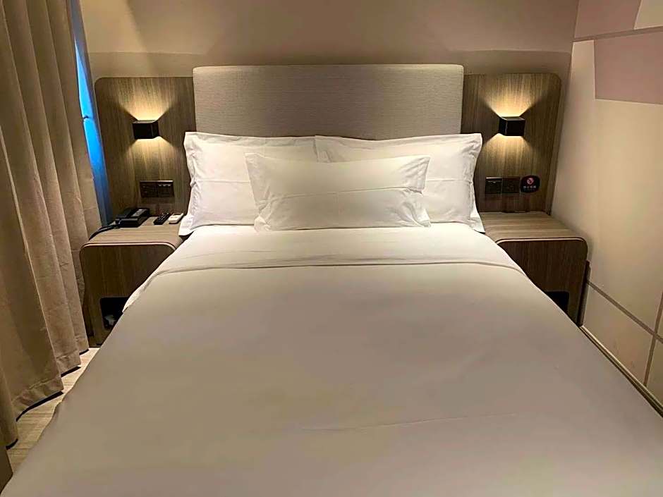 Hanting Hotel Shijiazhuang Zhonghua Street Bolin Zhuang Metro Station