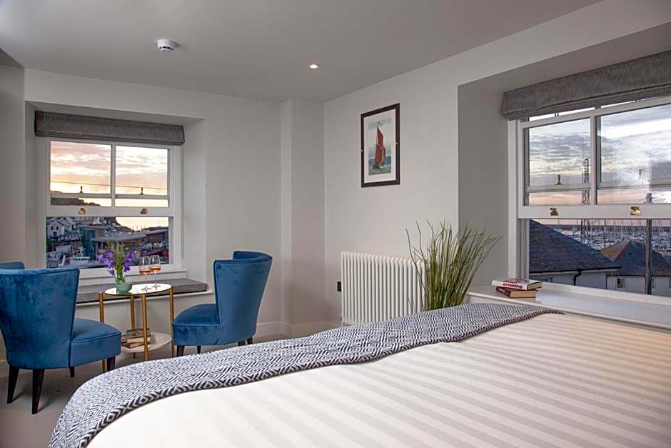 Pilgrim Suite - Sea View - Free Wi-Fi