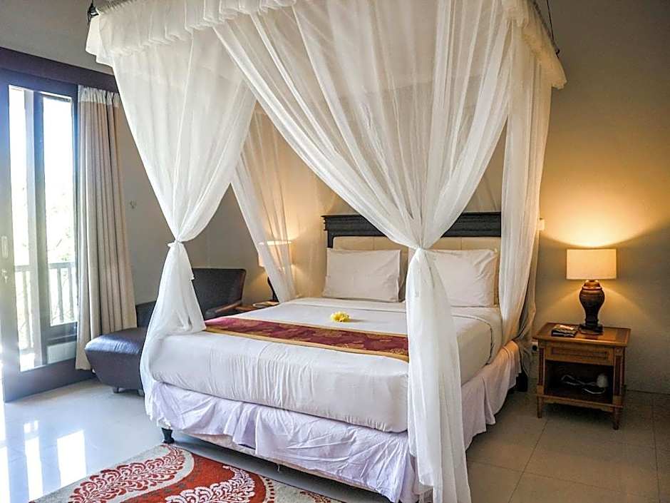 U Tube Hotel and Spa