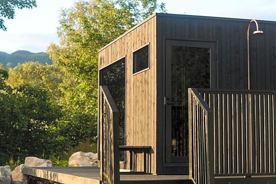 Woodlands House with Hot Tub