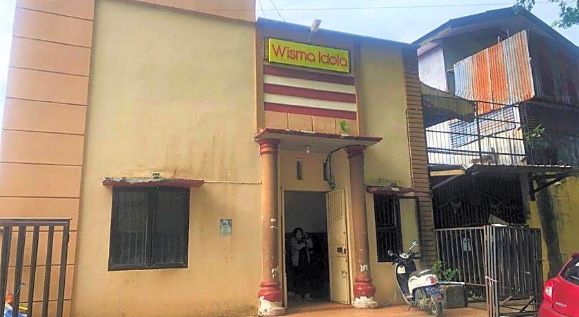 RedDoorz near GOR Lagaligo Palopo