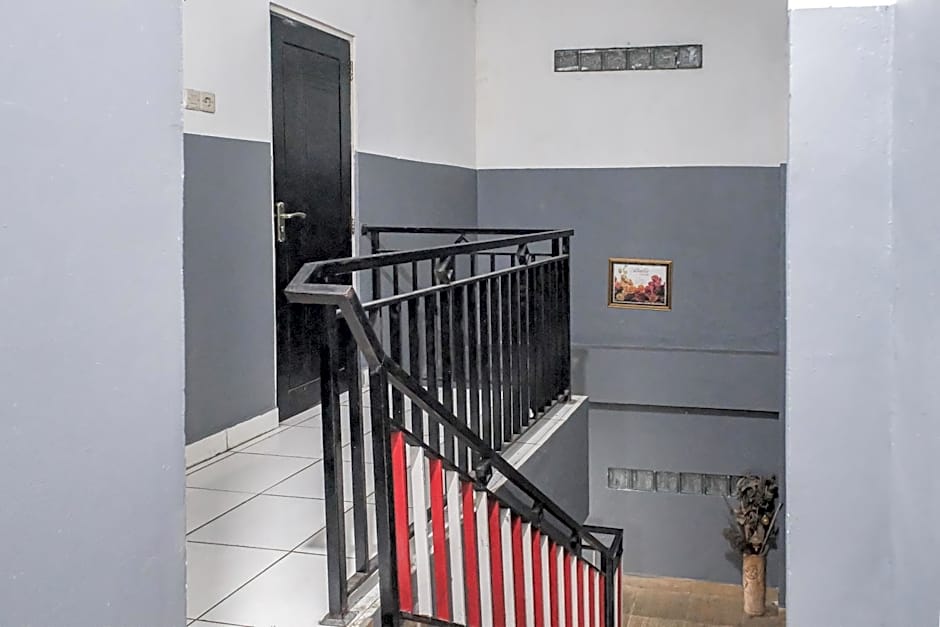 OYO 93117 Penginapan Tiga Dara