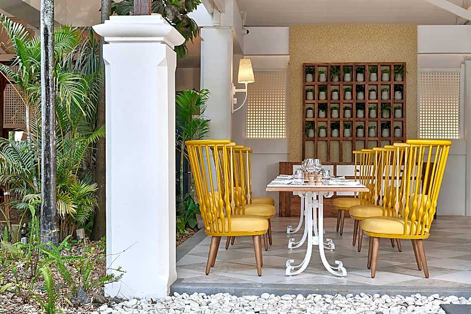 Paradise Cove Boutique Hotel