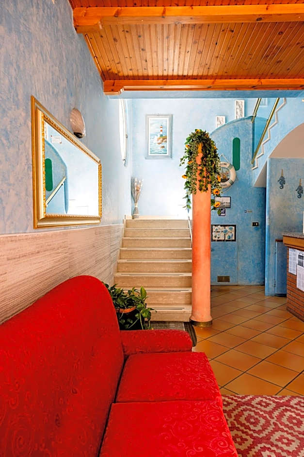Hotel Cesari