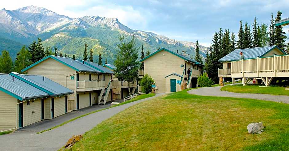 Denali Bluffs Hotel