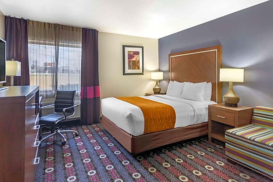 Comfort Inn Tulsa Midtown