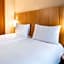 ibis Paris Pont de Suresnes