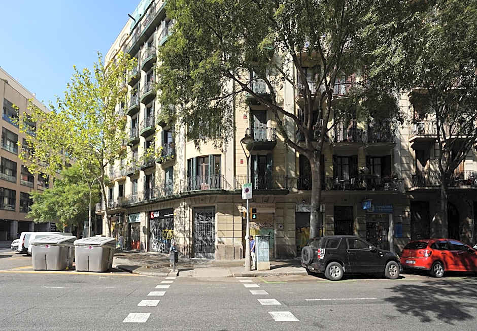 numa I Caja Apartments