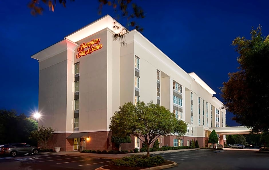 Hampton Inn By Hilton And Suites Charlotte/Pineville