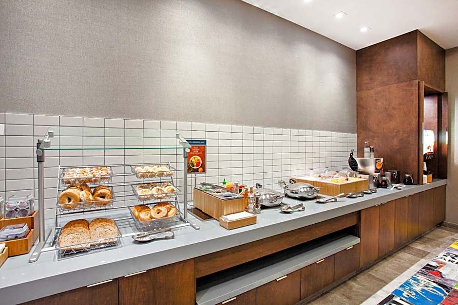 SpringHill Suites by Marriott Escondido Downtown