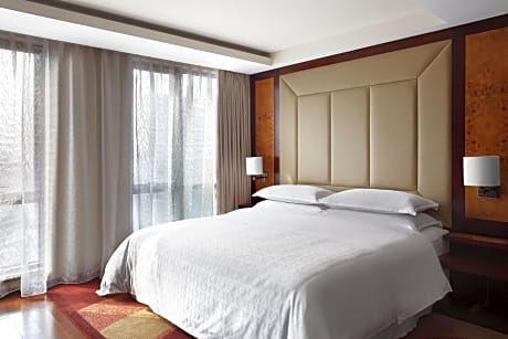 Superior Room, 1 King Bed