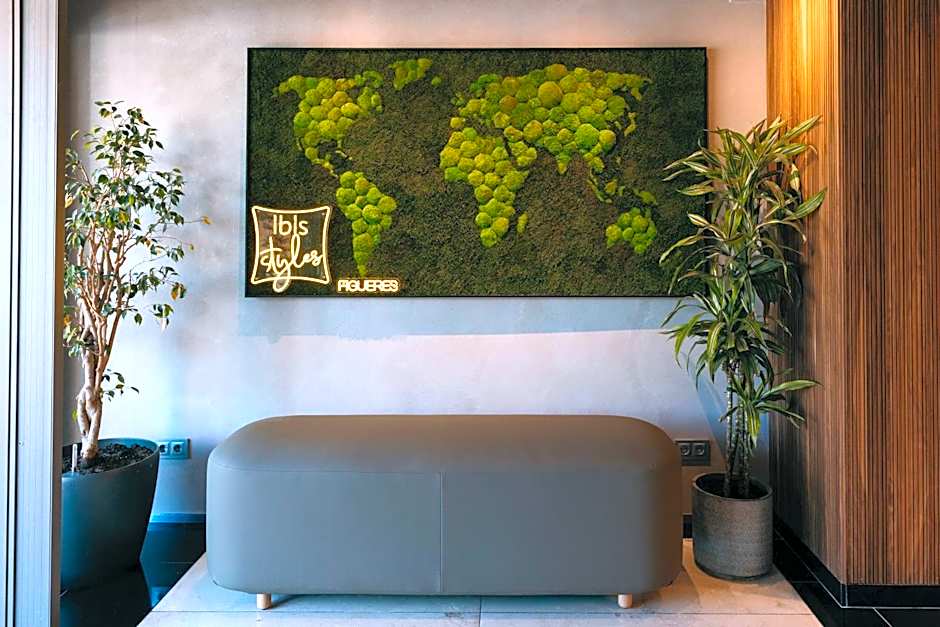 Ibis Styles Figueres Ronda