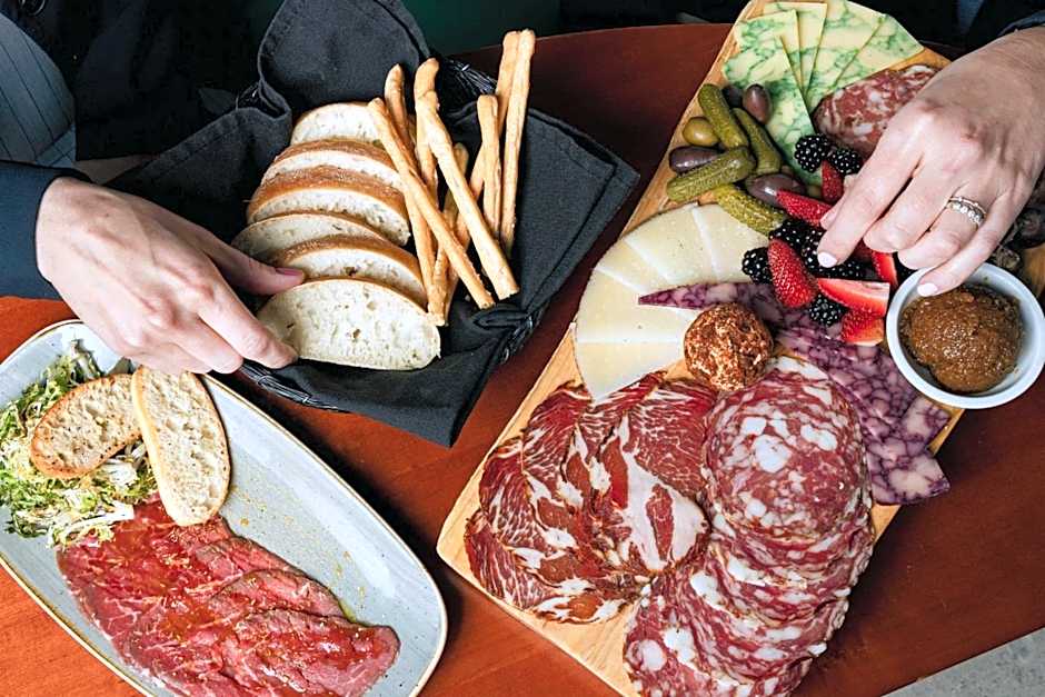 The Lytle Park Hotel, Autograph Collection