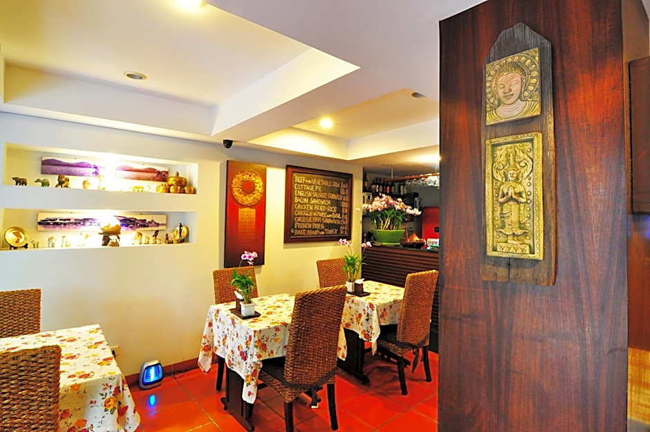 Baan Sukhumvit Soi 20