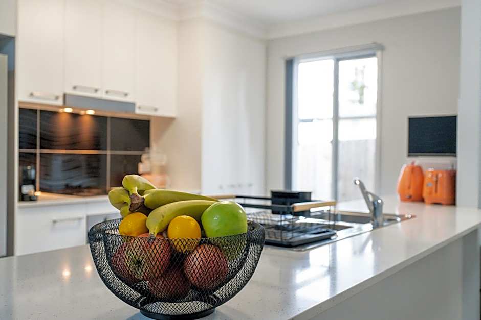 Modern New Townhouse in Booval