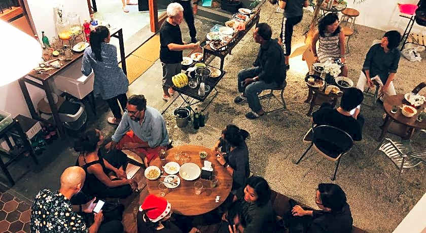 Yu Cafe Hostel