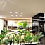 King Suites Hotel