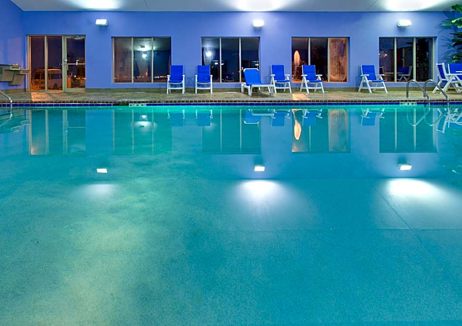 Holiday Inn Express Hotel & Suites Pleasant Prairie-Kenosha By IHG
