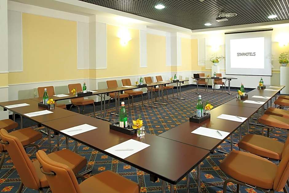 Starhotels Business Palace