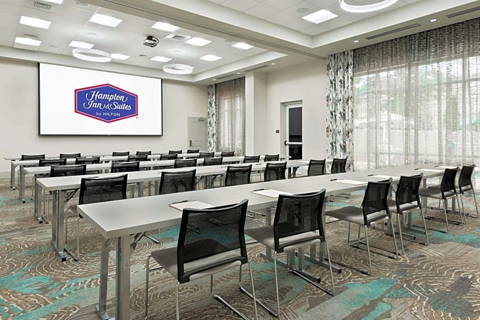 Hampton Inn By Hilton & Suites Atlanta Buckhead Place, GA