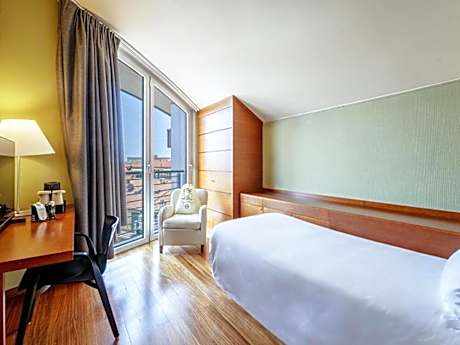 Economy Single Room
