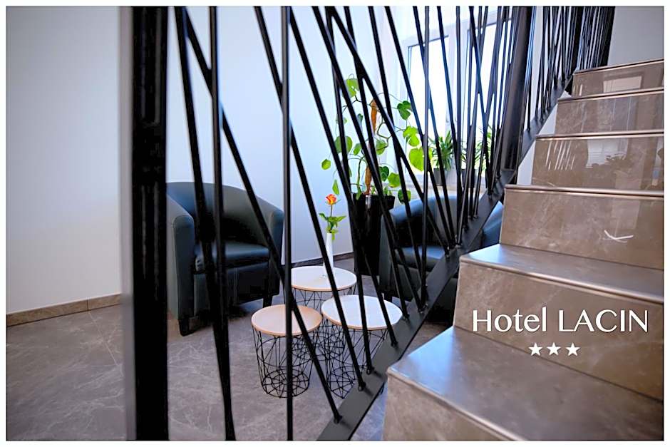 Hotel LACIN