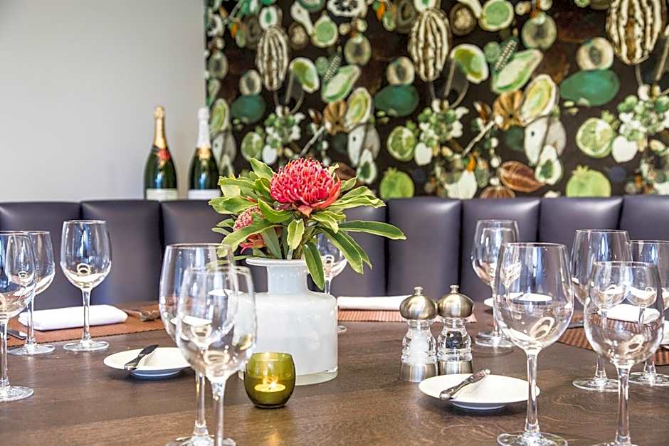 Hogarths Stone Manor