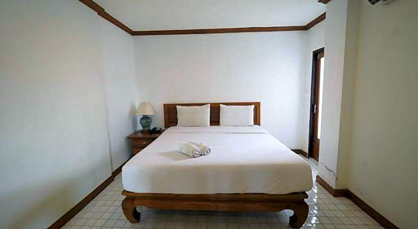 Fah Place Hotel