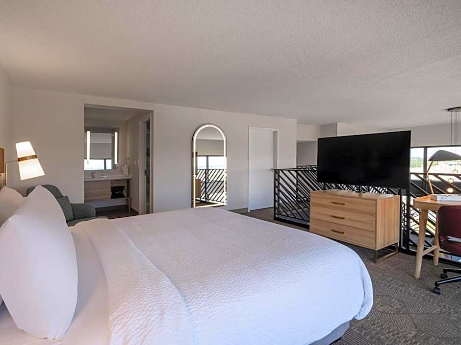 Staybridge Suites Chicago O'Hare - Rosemont