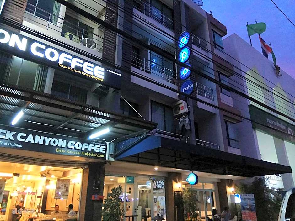 Apo Hotel